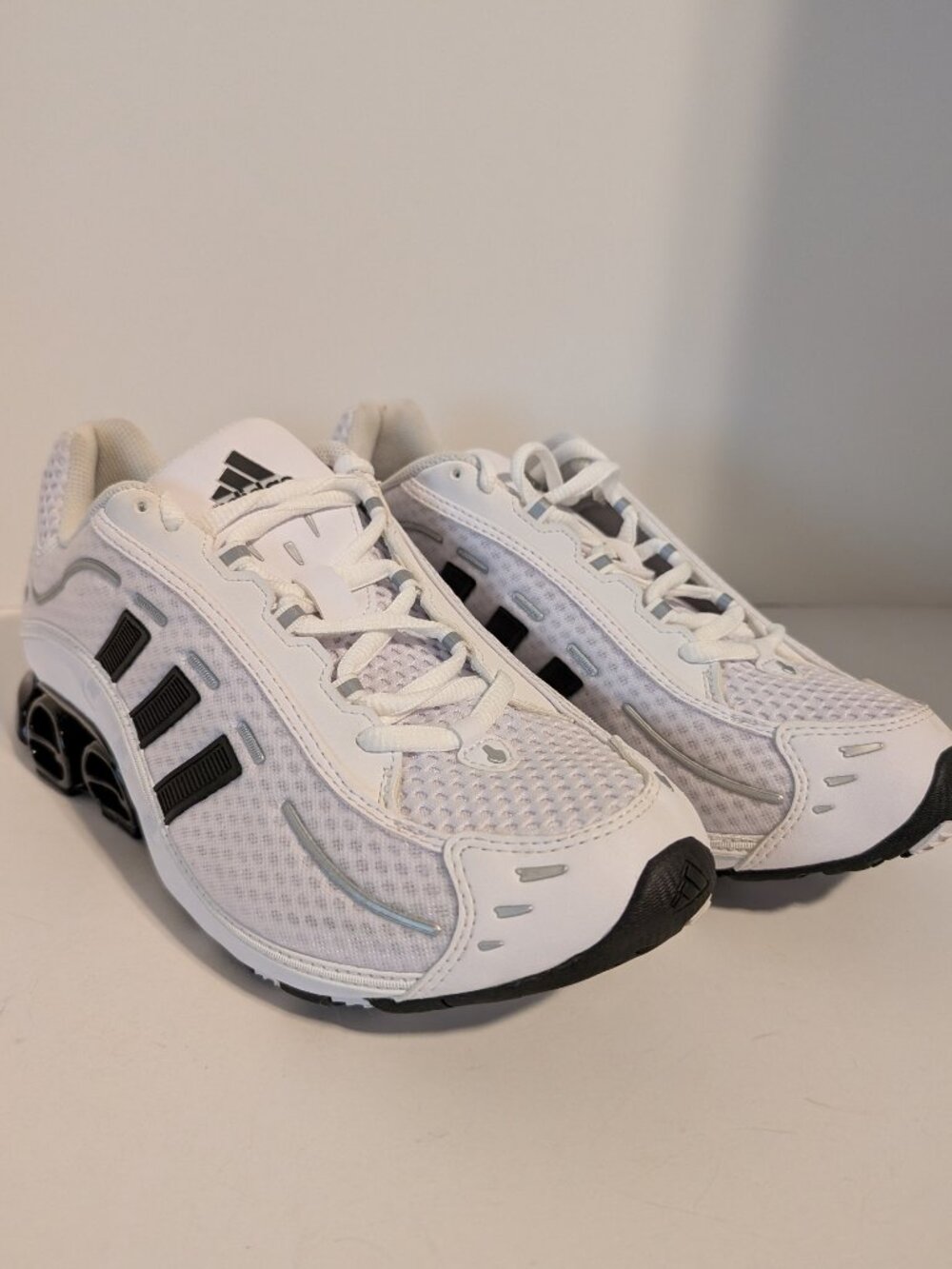 Adidas Megaride O1 - Men's Size 9